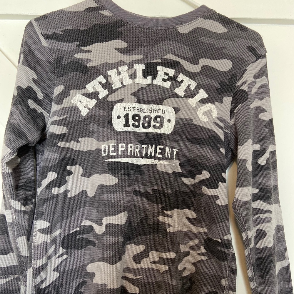 Children’s Place Boys Long sleeve thermal shirt